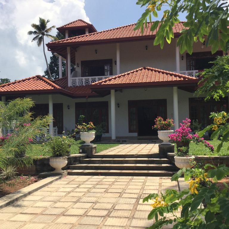 Siroma Villa Bentota Exterior foto