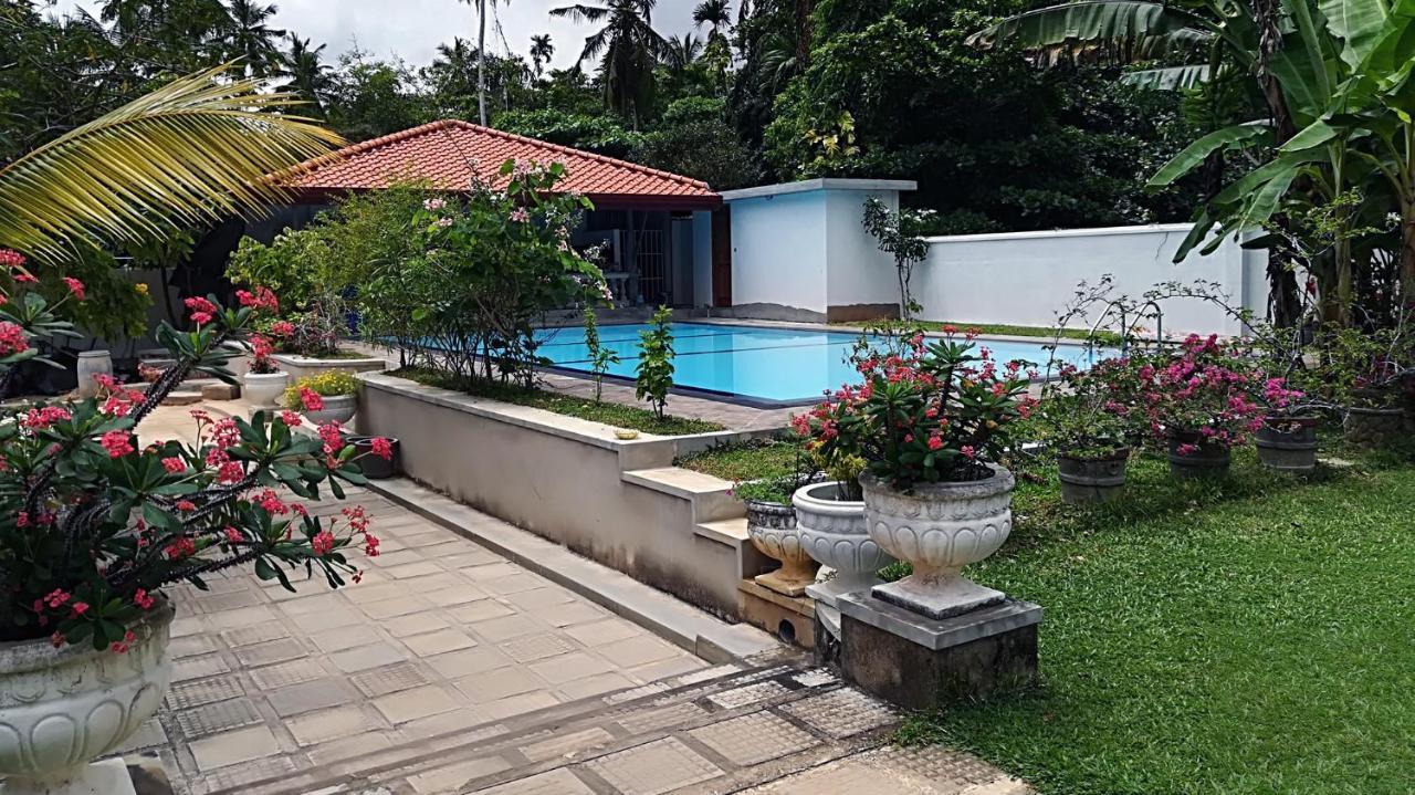 Siroma Villa Bentota Exterior foto